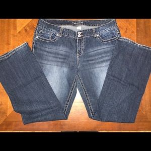 Maurices Brand jeans